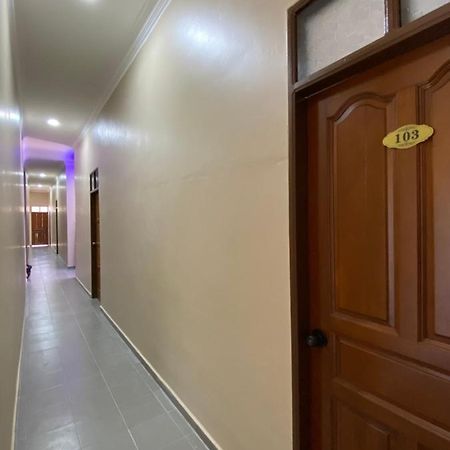 Sasuka Guesthouse Marang Luaran gambar