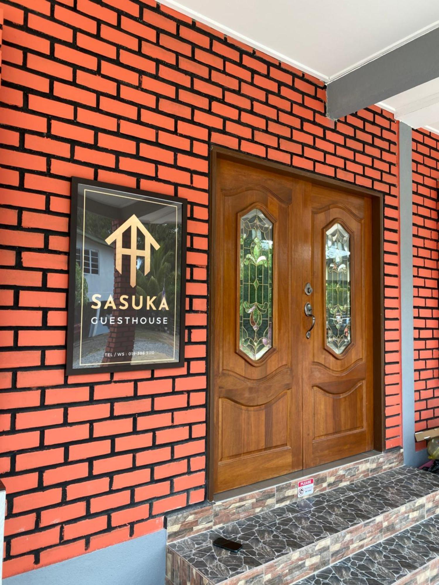 Sasuka Guesthouse Marang Luaran gambar